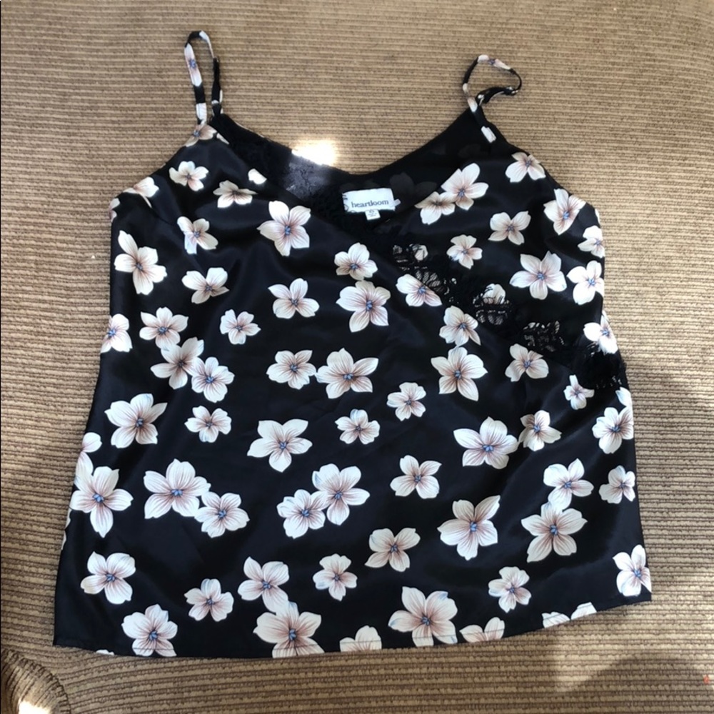 Heart loom flower cami